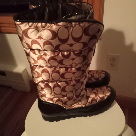 Coach boots - Picture 4 of 9